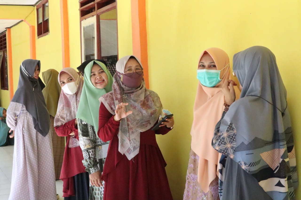 Pembagian Raport Semester Genap 2021
